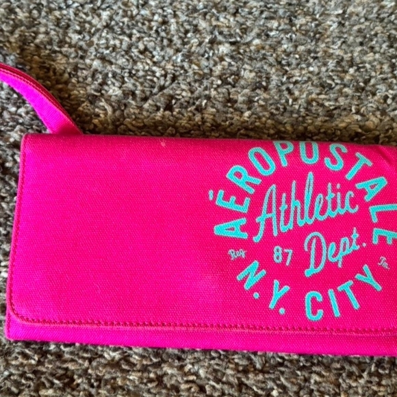 Aeropostale NY City Athletic Dept Pink Wristlet Wallet - Picture 1 of 7